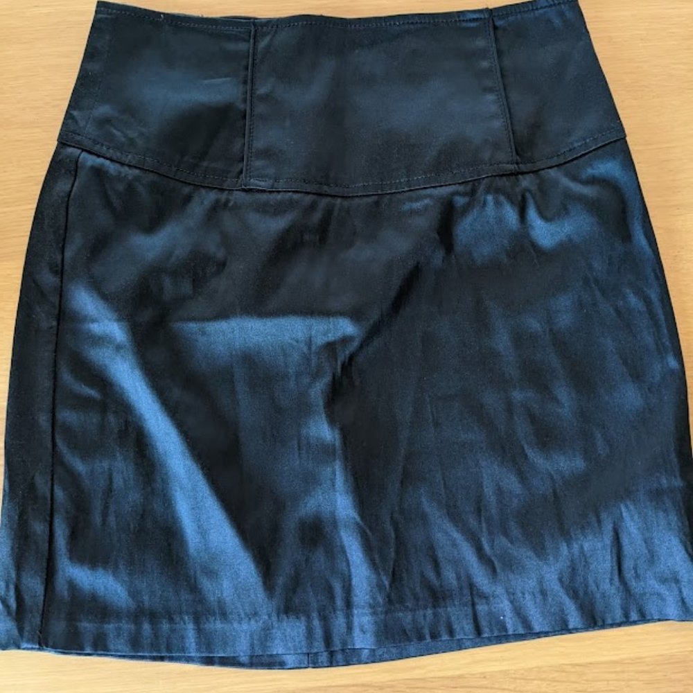 Forever 21 Black Mini Skirt size S